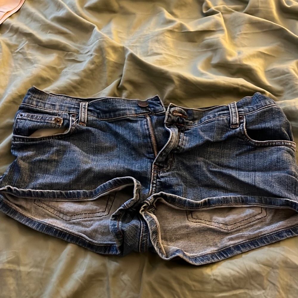 Size 10 Abercrombie shorts